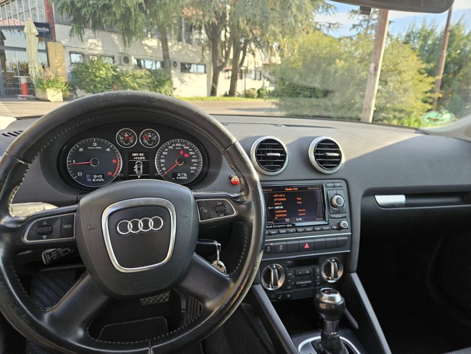 Audi A3 1,6 TDI S-tronic automatik, fotografija 6