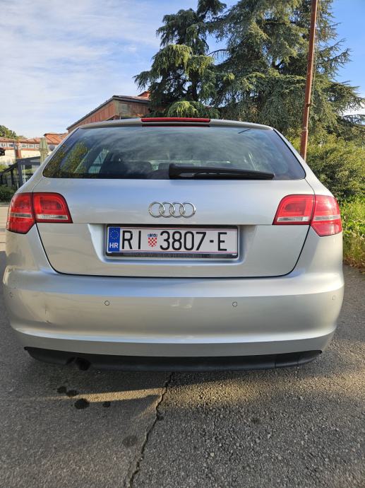Audi A3 1,6 TDI S-tronic automatik, fotografija 4
