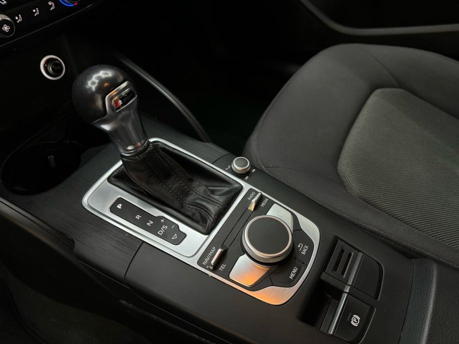 Audi A3 1,6 TDI S-tronic /Navi /LED /Autom. klima /Grij. Sjed., fotografija 10