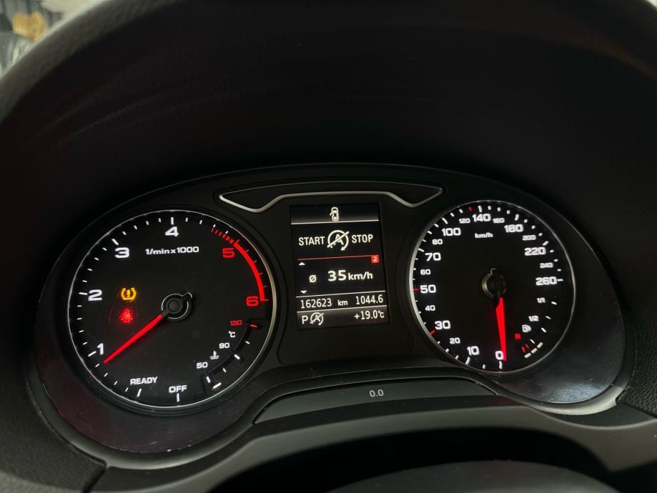 Audi A3 1,6 TDI S-tronic /Navi /LED /Autom. klima /Grij. Sjed., fotografija 9