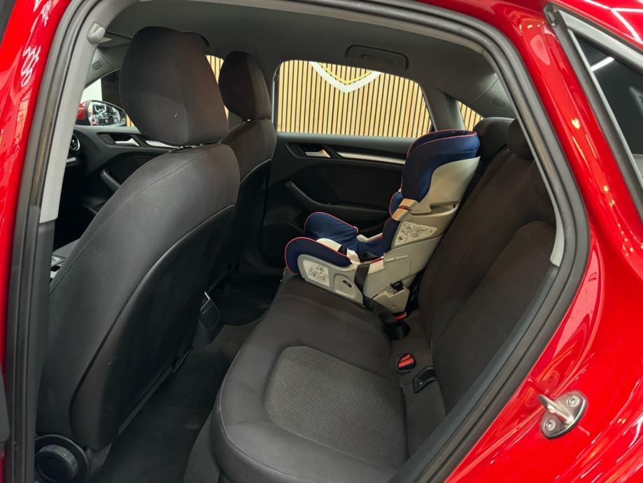 Audi A3 1,6 TDI S-tronic /Navi /LED /Autom. klima /Grij. Sjed., fotografija 14