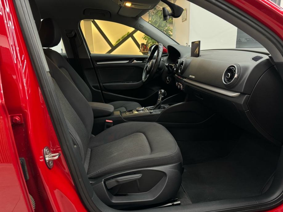 Audi A3 1,6 TDI S-tronic /Navi /LED /Autom. klima /Grij. Sjed., fotografija 16