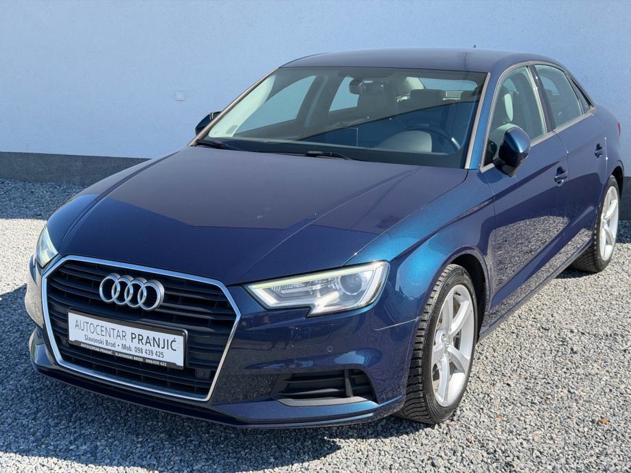 Audi A3 1,6 TDI s-tronic/ virtul cocpit/xenon/led/veliki servis/, fotografija 19