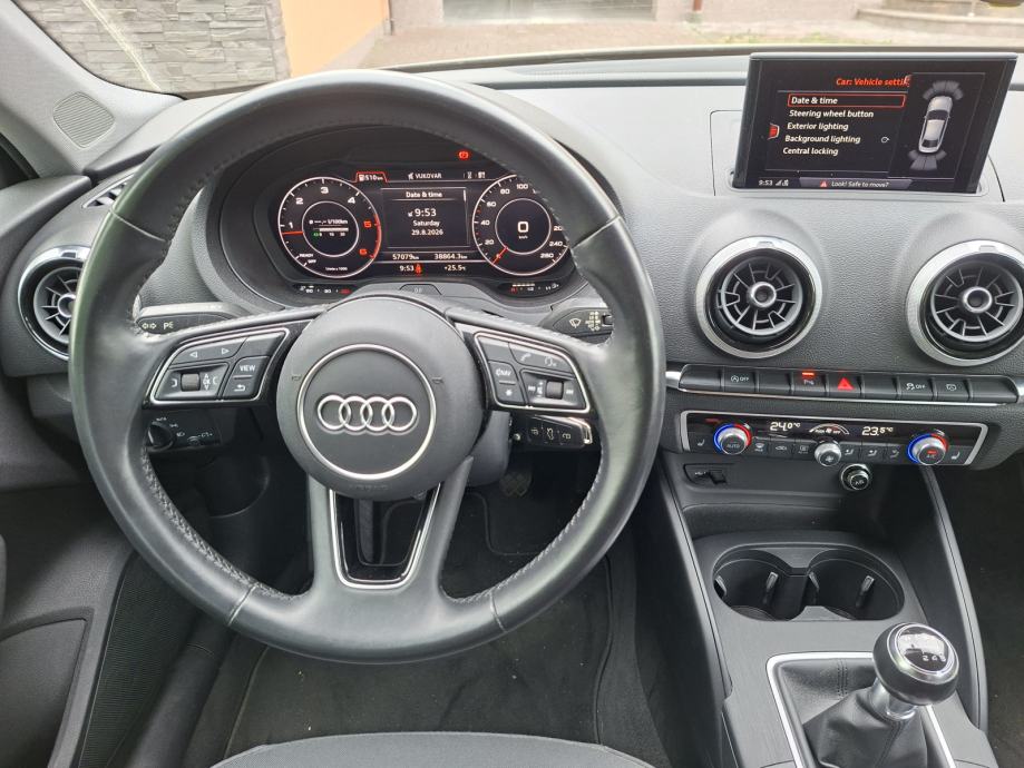 Audi A3 1,6 TDI * virtual cocpit * navigacija * prešao 57.200 km, fotografija 11