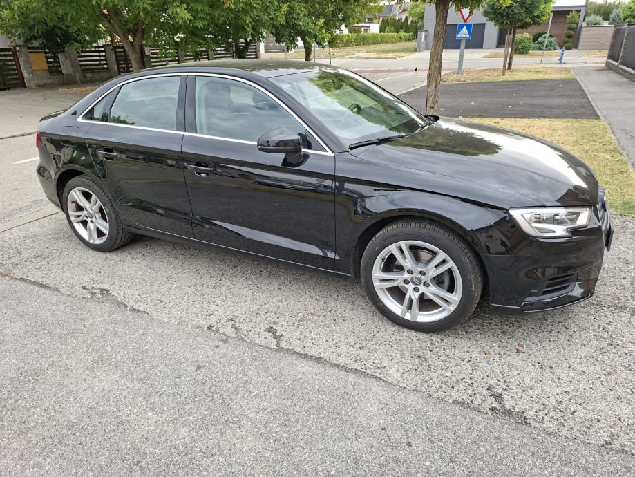Audi A3 1,6 TDI * virtual cocpit * navigacija * prešao 57.200 km, fotografija 9