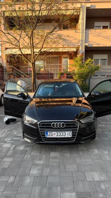 Audi A3 1.6tdi, 1.vlasnik panorama, radar reg. godinu d, fotografija 7