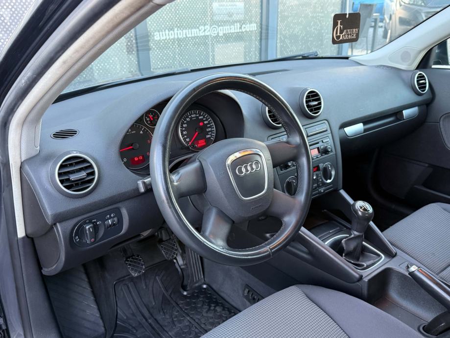 Audi A3 1,9 TDI SPORTBACK** DVOZ.KLIMA, REG 3 / 27, ALU 16 **, fotografija 9
