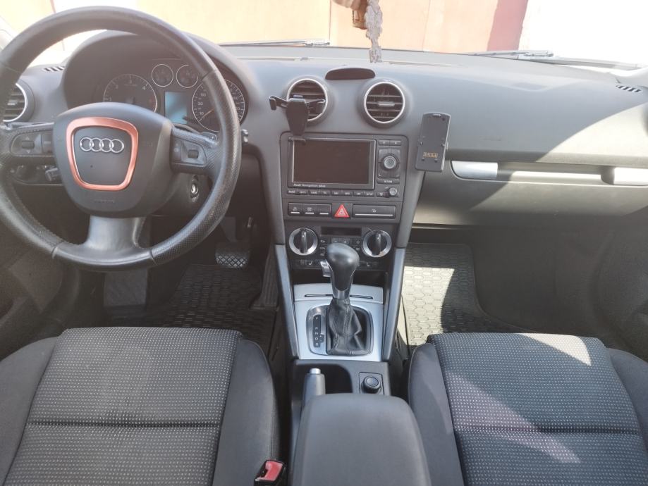 Audi A3 2,0 TDI automatik, fotografija 9