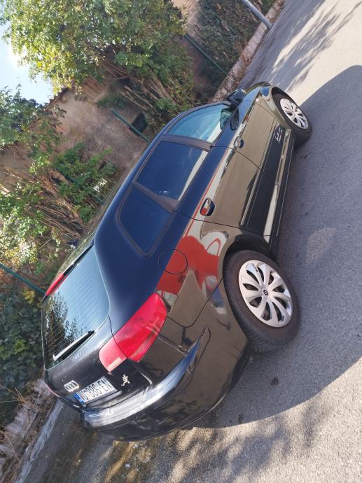 Audi A3 2,0 TDI automatik, fotografija 4