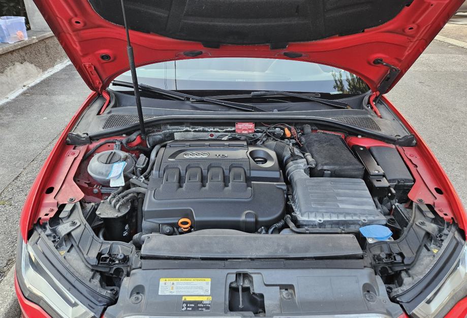 Audi A3 2,0 TDI *B&O*, fotografija 7