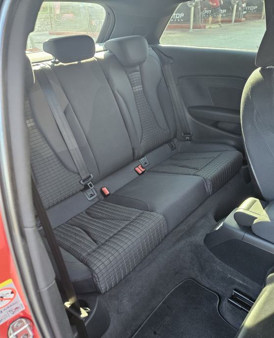 Audi A3 2,0 TDI *B&O*, fotografija 10