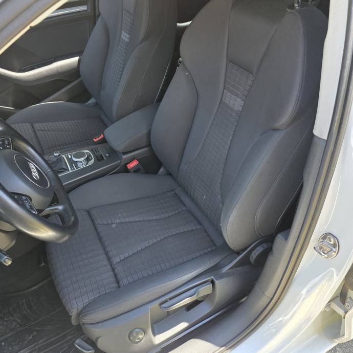 Audi A3 2,0 TDI Limuzina reg 31/05/27, fotografija 5