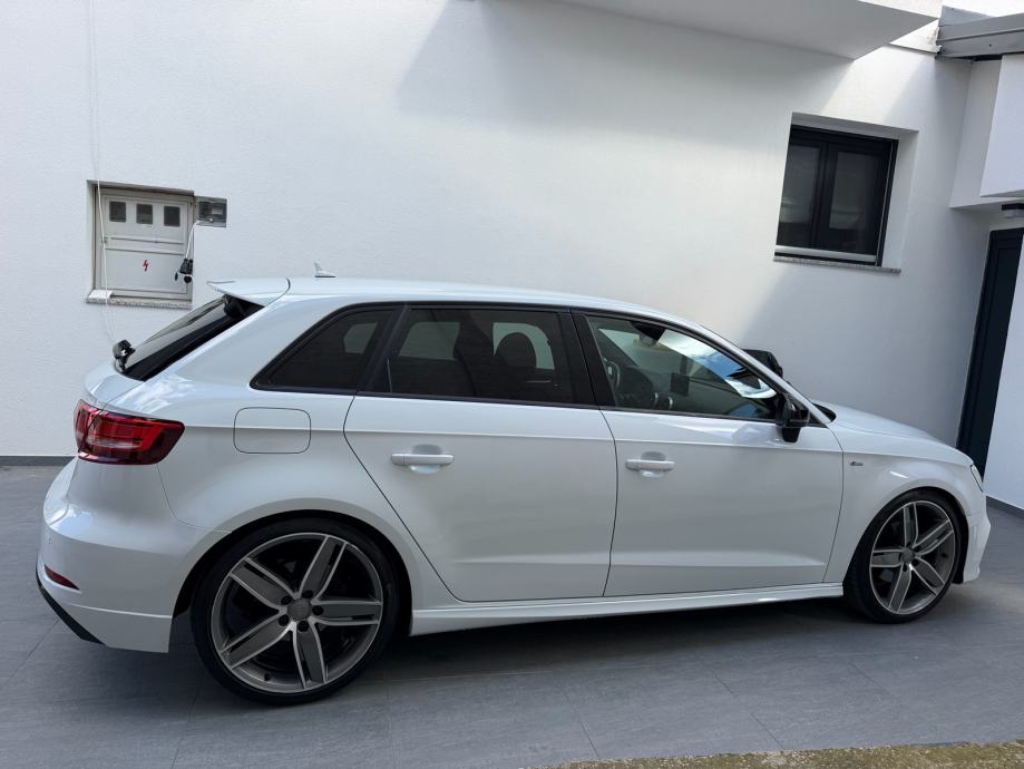 Audi A3 2,0 TDI S-Line-Virtual-1.Vlasnik-Jamstvo na km!, fotografija 13