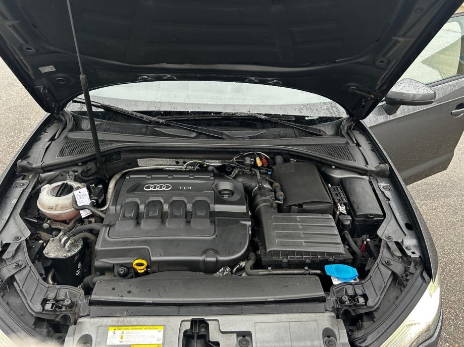 Audi A3 2.0 TDI quattro S line – 135 kW / 184 KS – Bogata oprema, fotografija 16