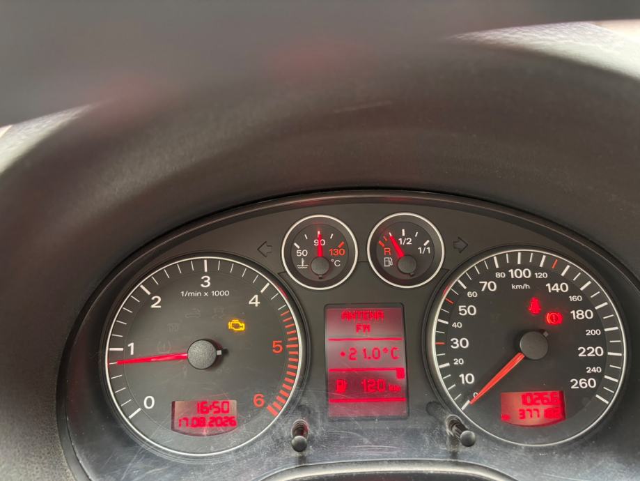 Audi A3 2,0 TDI, fotografija 2