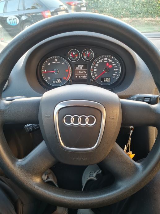 Audi A3 2,0 TDI, 146000km Original kilometraža!, fotografija 12