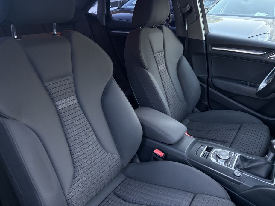 Audi A3 2,0 TDI Sport Limousine *Top oprema* *Nove gume* *Jamstvo*, fotografija 17