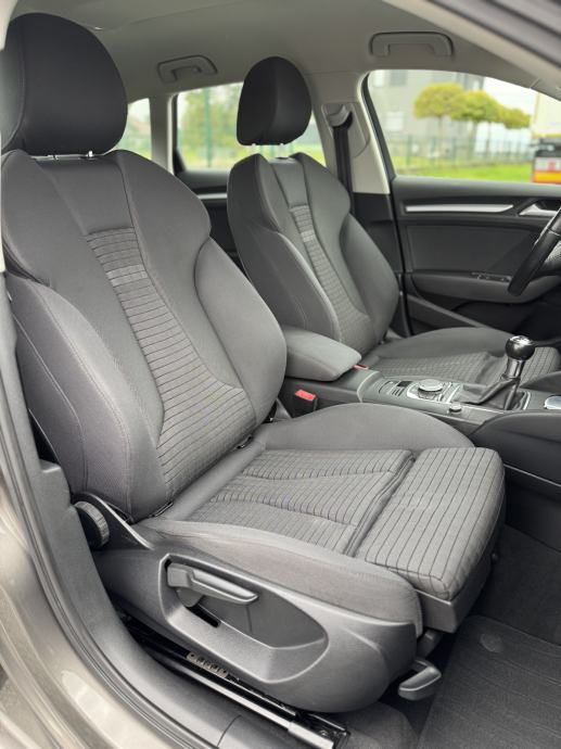 Audi A3 2,0 TDI Sport, fotografija 12