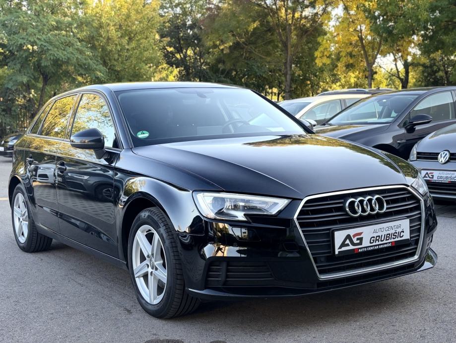 Audi A3 2,0 TDI Sportback Facelift *Nove gume--Veliki servis--Jamstvo*, fotografija 7