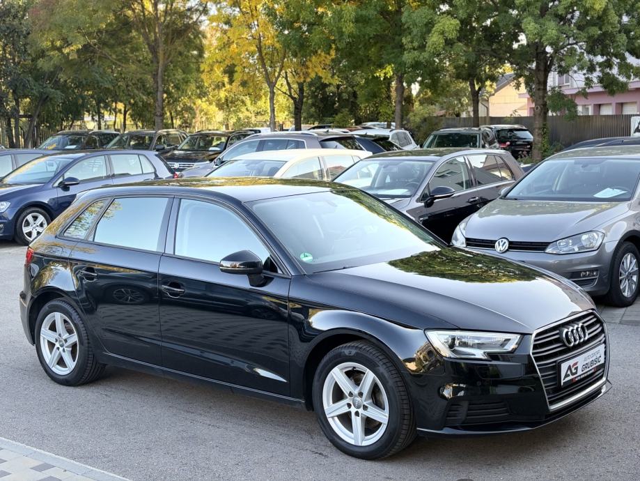 Audi A3 2,0 TDI Sportback Facelift *Nove gume--Veliki servis--Jamstvo*, fotografija 4