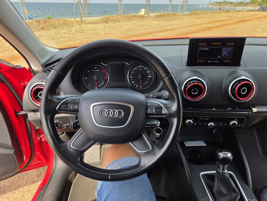Audi A3 2.0 TDI SPORTBACK S LINE, fotografija 12
