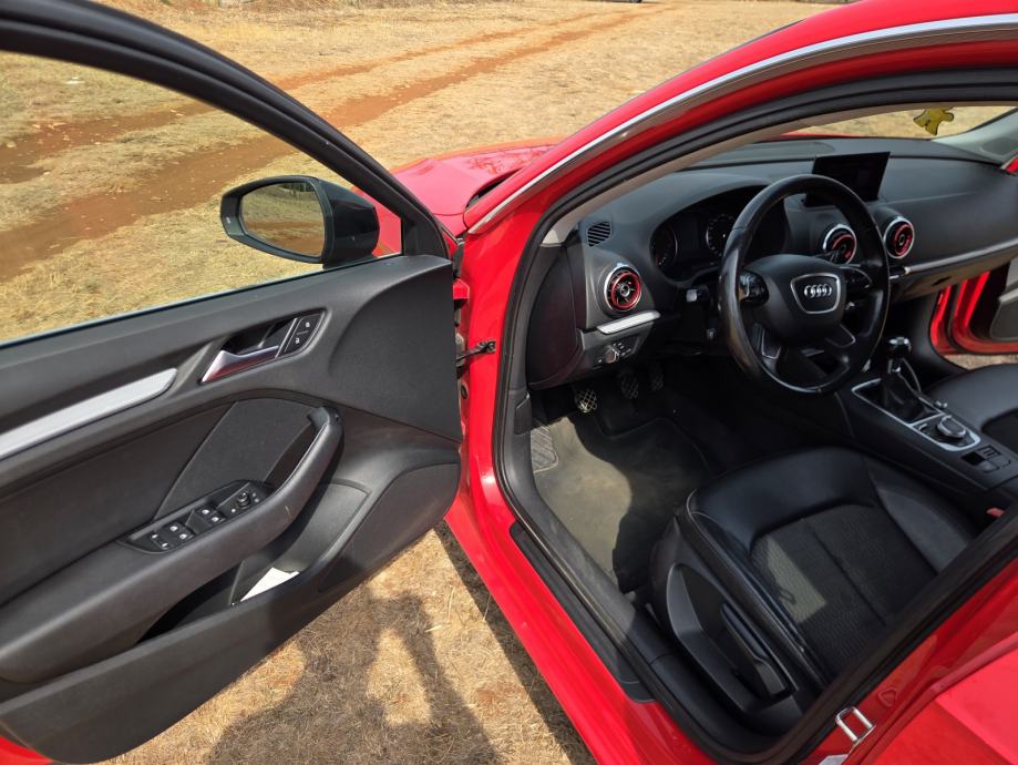 Audi A3 2.0 TDI SPORTBACK S LINE, fotografija 14