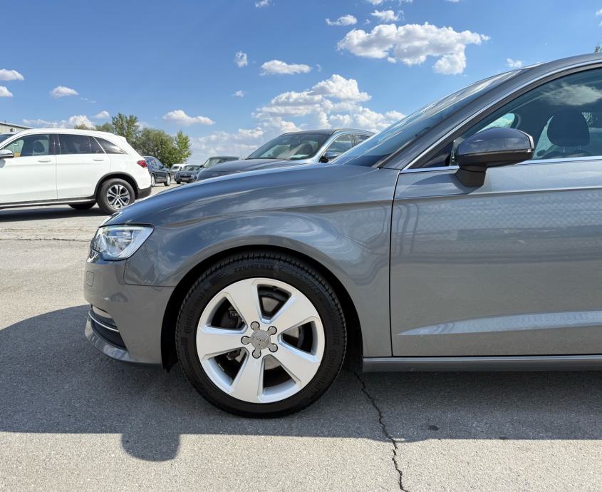 Audi A3 2,0 TDI NAVI, TEMP, AUT. DVOZ.KLIMA, MULTIMEDIA, ALU, XENON, fotografija 10