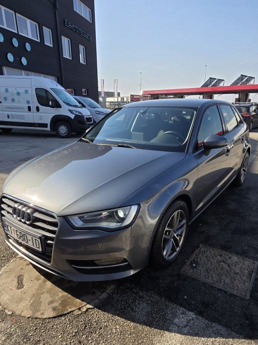 Audi A3 2,0 TDI S-Tronic automatik, fotografija 3