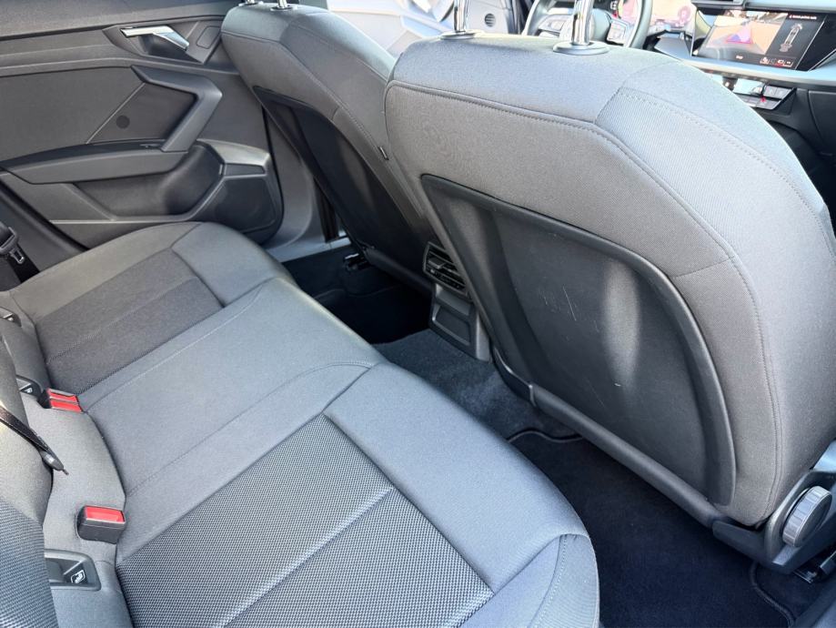 Audi A3 30 TDI*LIMUZINA*99.000KM*KAMERA*NAVI*KUKA, fotografija 17