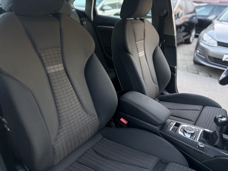 Audi A3 30 TDI Sportback *Top oprema* *Servisna* *Jamstvo*, fotografija 18