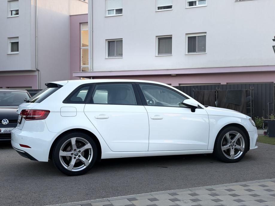 Audi A3 30 TDI Sportback *Top oprema* *Servisna* *Jamstvo*, fotografija 6