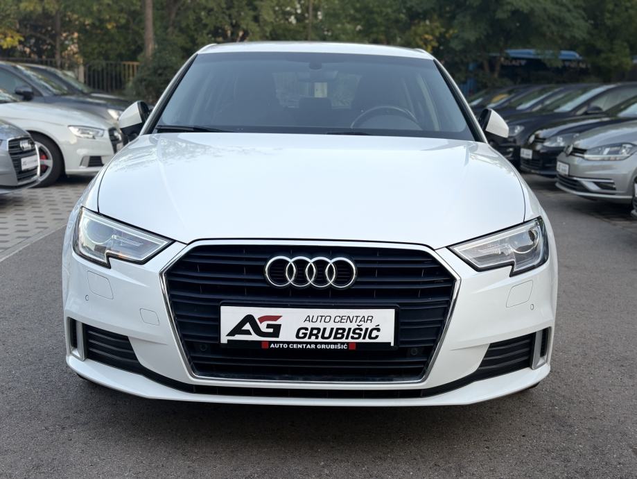 Audi A3 30 TDI Sportback *Top oprema* *Servisna* *Jamstvo*, fotografija 2