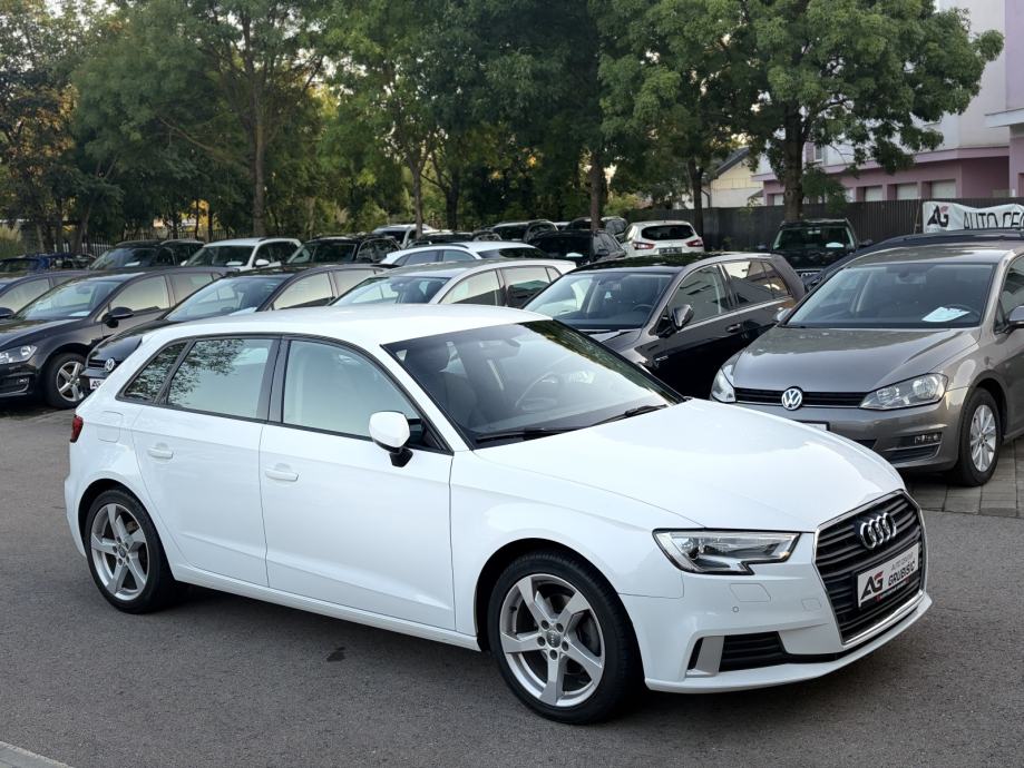 Audi A3 30 TDI Sportback *Top oprema* *Servisna* *Jamstvo*, fotografija 4