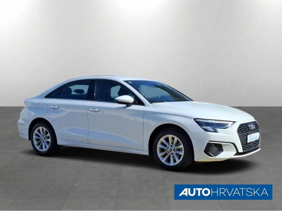 AUDI A3 30 TDI S tr LIMOUSINE, 25.490,00 €, fotografija 2