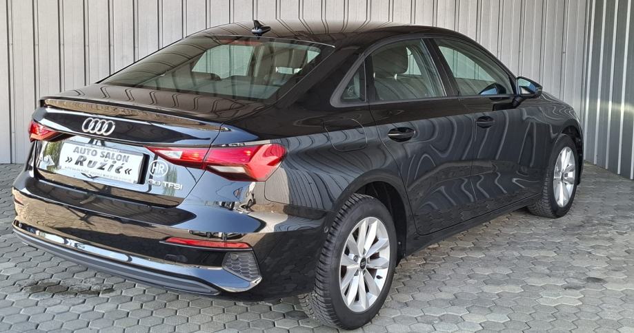 Audi A3 30 TFSI AUTOMATIK BERLINE VIRTUAL NAVI ACC FULL LED PARKPILOT, fotografija 4