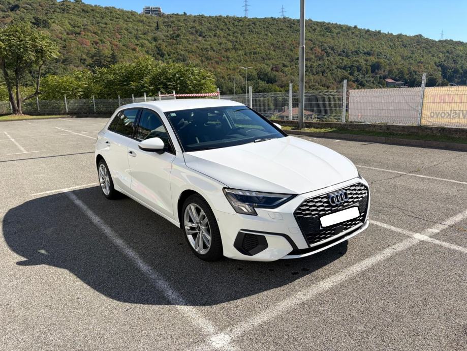 Audi A3 30 TFSI automatik, fotografija 5