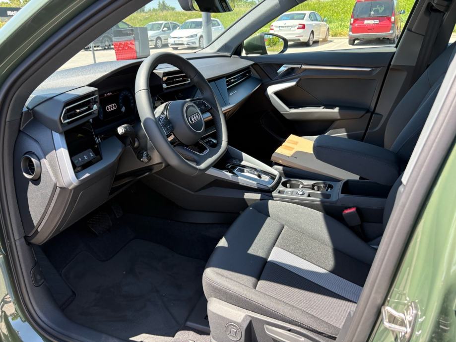 Audi A3 Limousine 30 TFSI S line+ | kamera | automatik | jam. 2032, fotografija 10