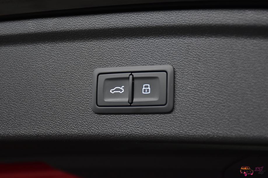 Audi A3 35 TDI 3xS-LINE HUD MATRIX ALU-19 KOŽA VIRTUAL, fotografija 18