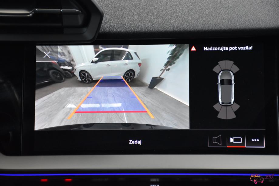 Audi A3 35 TDI 3xS-LINE HUD MATRIX ALU-19 KOŽA VIRTUAL, fotografija 9
