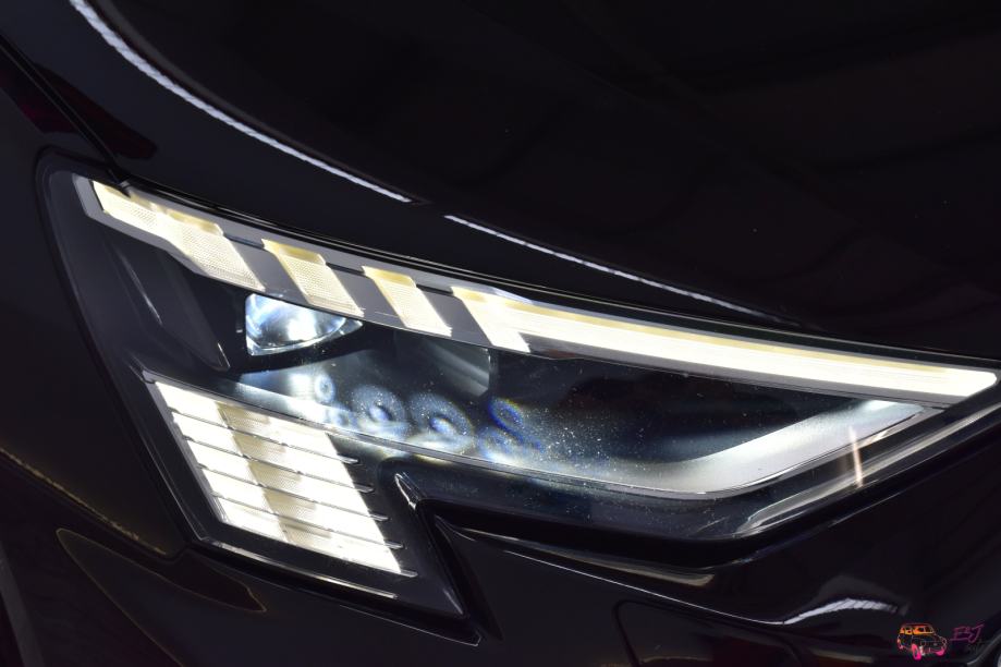 Audi A3 35 TDI 3xS-LINE HUD MATRIX ALU-19 KOŽA VIRTUAL, fotografija 19