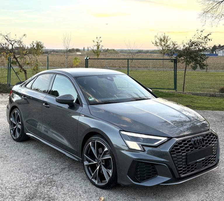 Audi A3 35 TDI S-TRONIC •3x S LINE, MATRIX, BLACK PAKET, ALU 19., fotografija 2