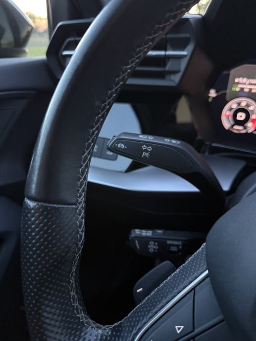 Audi A3 35 TDI S-TRONIC •3x S LINE, MATRIX, BLACK PAKET, ALU 19., fotografija 17