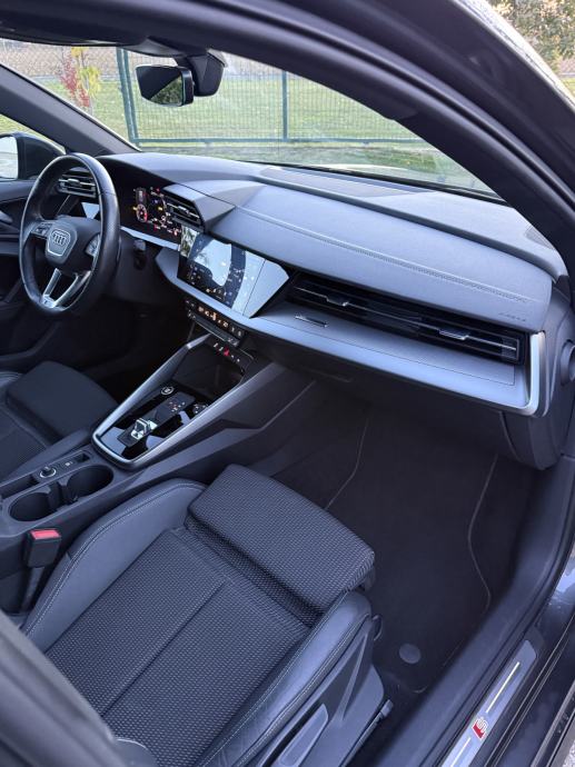 Audi A3 35 TDI S-TRONIC •3x S LINE, MATRIX, BLACK PAKET, ALU 19., fotografija 11