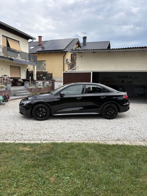 Audi A3 35 TFSI - LIMUZINA - 57.000KM - NOVA REG - ALU18 - NOVE GUME, fotografija 4