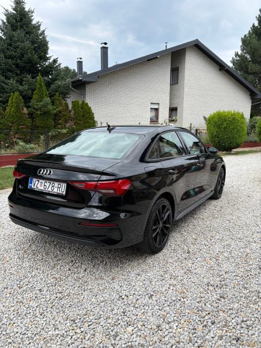 Audi A3 35 TFSI - LIMUZINA - 57.000KM - NOVA REG - ALU18 - NOVE GUME, fotografija 5