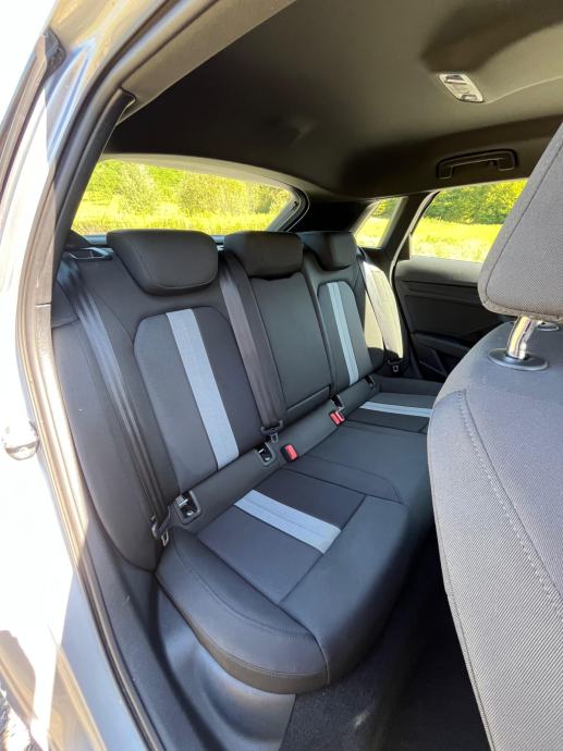 Audi A3 35 TFSI Sportback 110KW / S-TRONIC / VIRTUAL / LED / ACC / F1, fotografija 17