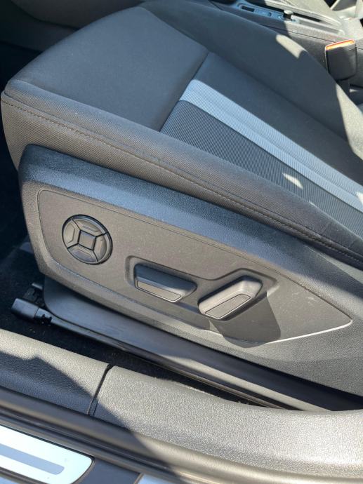 Audi A3 35 TFSI Sportback 110KW / S-TRONIC / VIRTUAL / LED / ACC / F1, fotografija 11