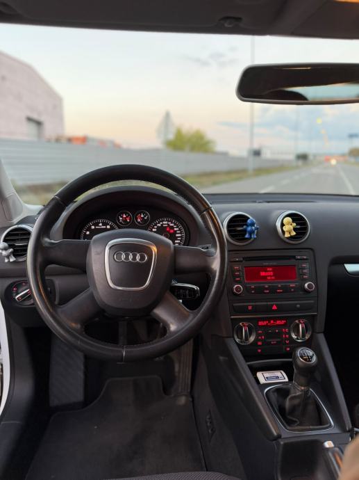 Audi A3 coupe, fotografija 13