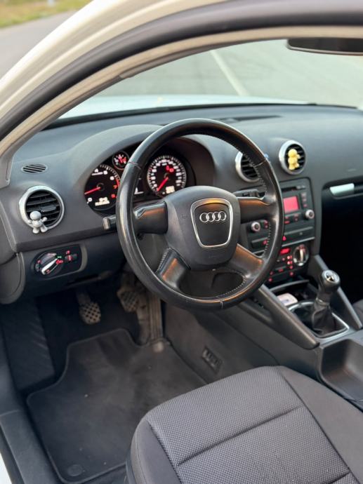 Audi A3 coupe, fotografija 12