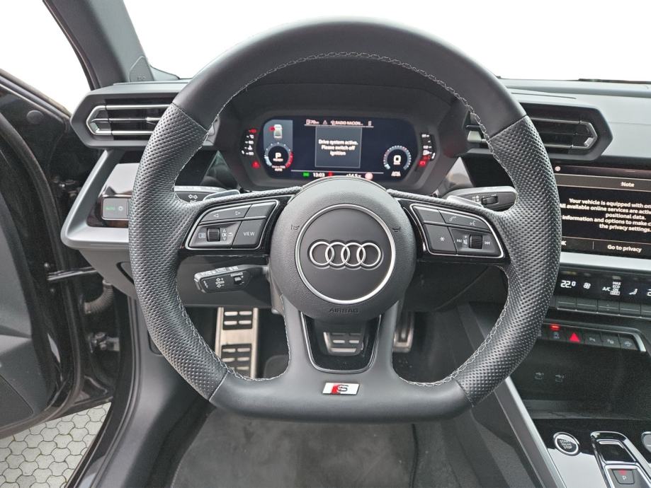 Audi A3 Lim. 35 TFSI Str S line+ *black*ambi pro*sonos*, 2024 god.